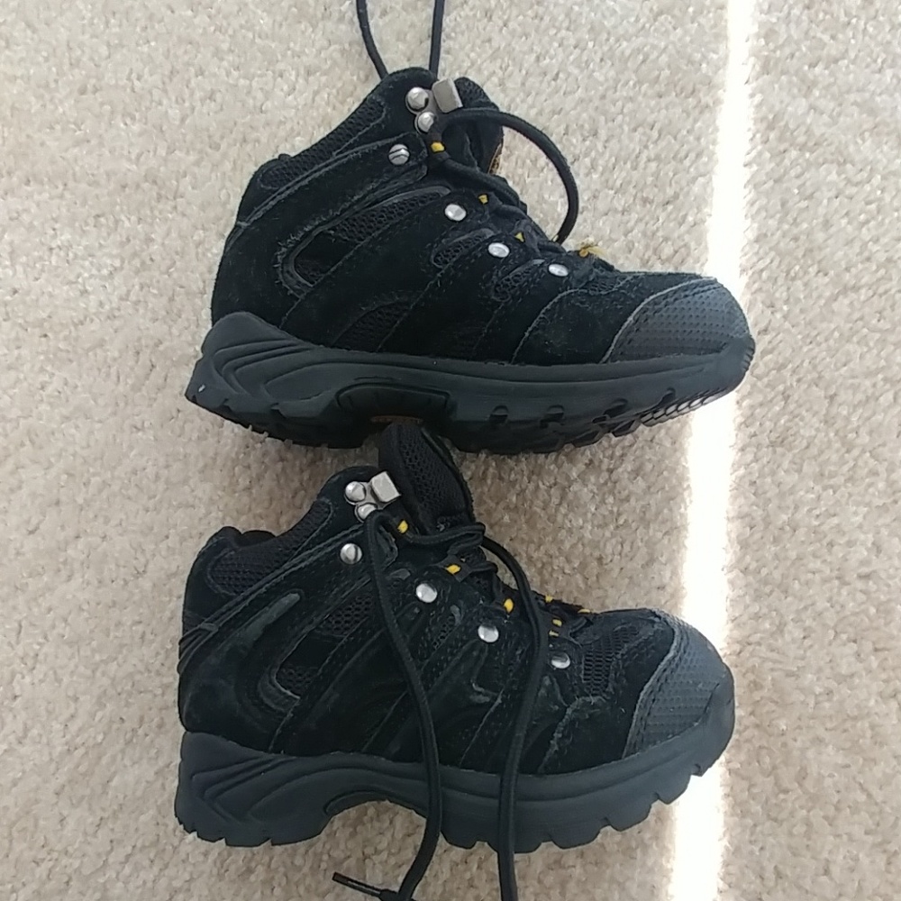 Boots - Picture 2 of 4